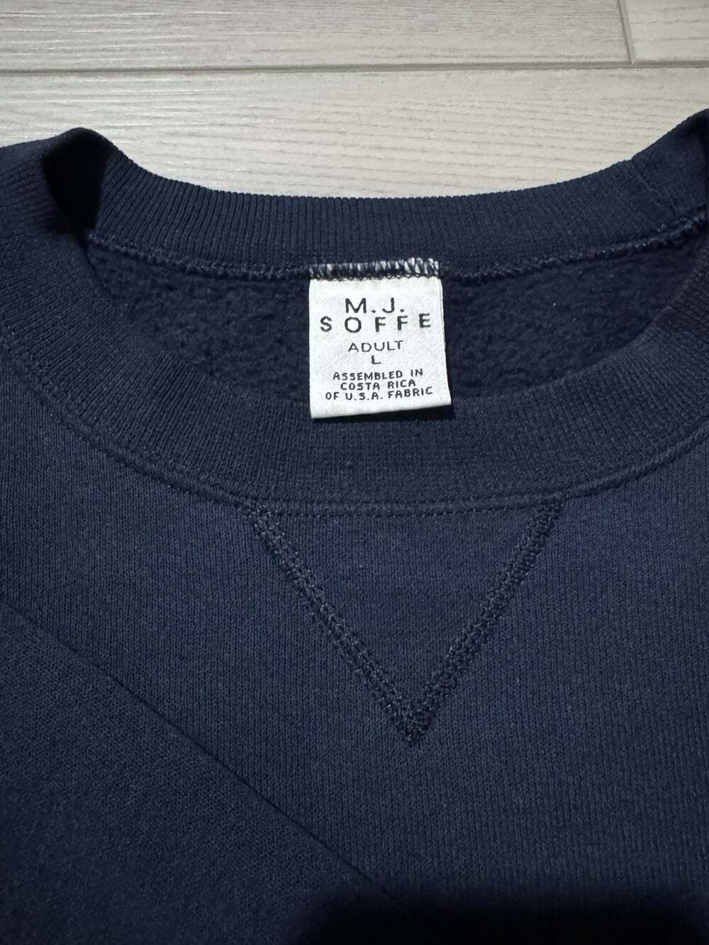 Vintage 90s Napa Valley A Grape Place Crewneck Sweatshirt Navy Wine Country L - Picture 6 of 10